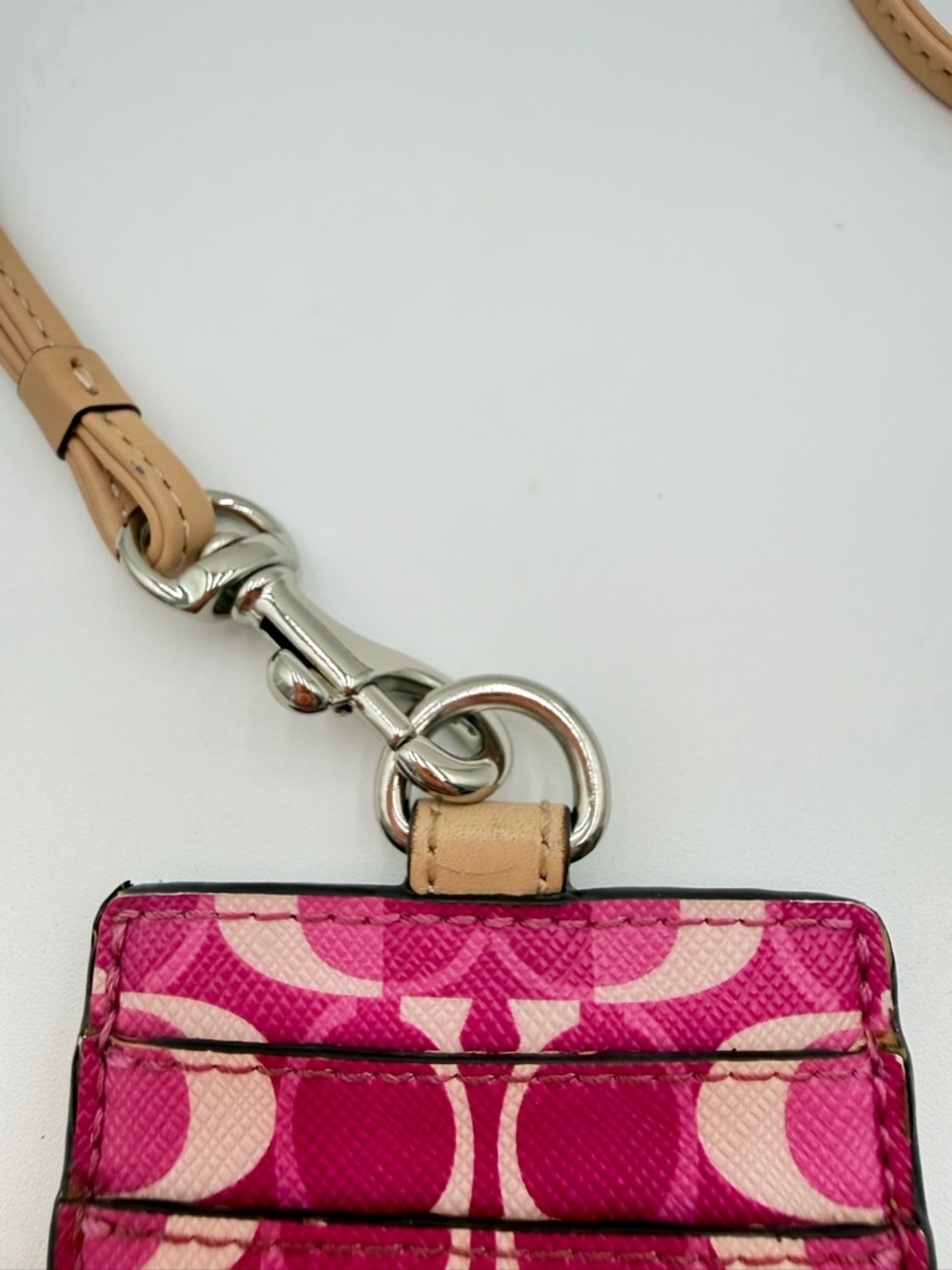 Coach Pink Signature ID Badge Holder Neck Lanyard Card Case - Picture 4 of 6